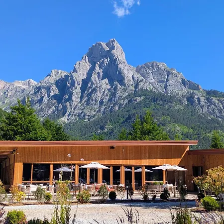 Hotel Amza Mountain Retreat