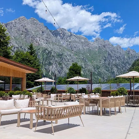 Hotel Amza Mountain Retreat