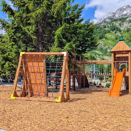 Amza Mountain Retreat