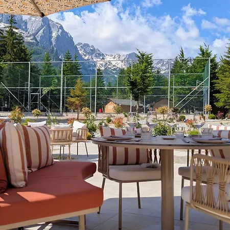 Amza Mountain Retreat Hotel
